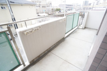 【バルコニー】