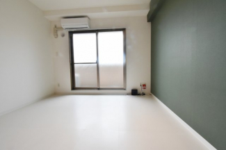 お部屋はいろんなカラータイプあります