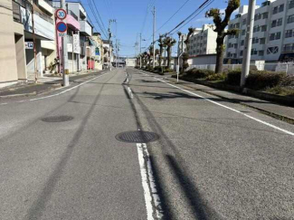 コンビニ・スーパー・ドラッグストア近くで買い出し便利です！