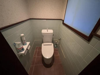 洋式トイレにリフォーム済。清潔感、大事です。