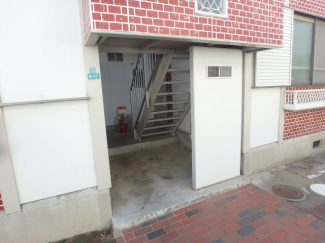 毎日通るエントランスはこのようになっています