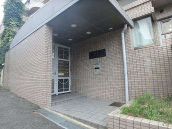 エントランスです