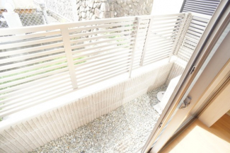 【バルコニー】