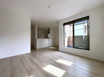 【居間・リビング】