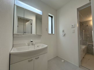 【独立洗面台】