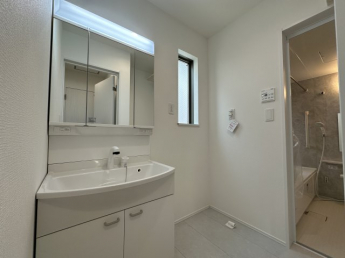 【独立洗面台】