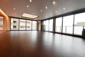 【居間・リビング】