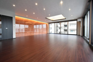 【居間・リビング】