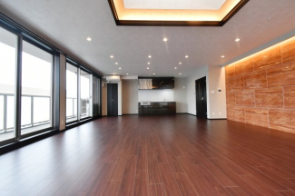 【居間・リビング】