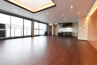 【居間・リビング】