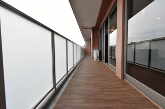 【バルコニー】