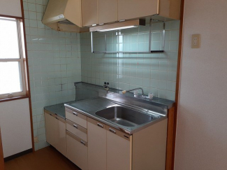 コンパクトなキッチンで掃除もラクラク