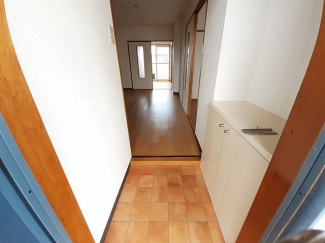 毎日通る玄関はこちらです