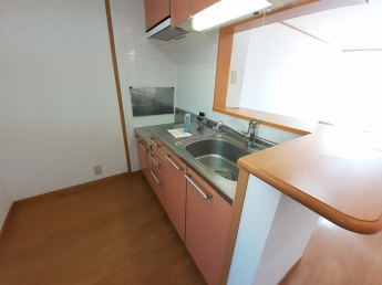 キッチンでお料理をお楽しみください