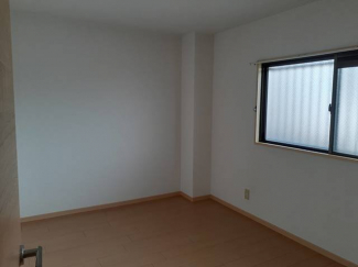 明るい室内です