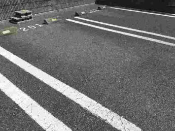 駐車場に車を止められます