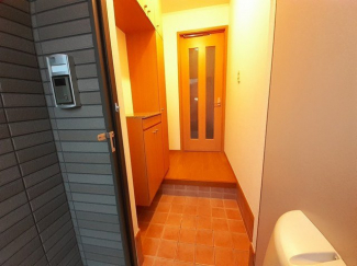 ゆったりとした玄関です