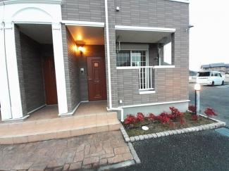 毎日通るエントランスはこのようになっています