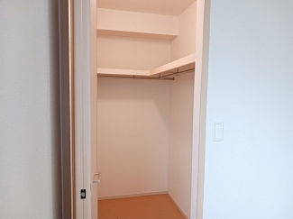 たっぷりとした収納スペースです