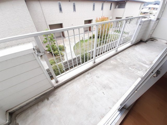 バルコニーがあります