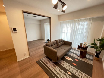 【居間・リビング】