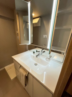 【独立洗面台】