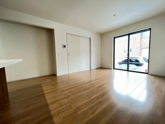 【居間・リビング】