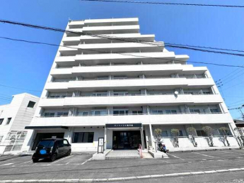 周りに高い建物が無いので日当たり良好です！