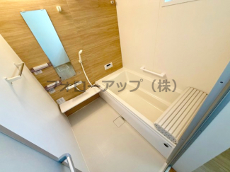 日々の疲れを癒すお風呂付です