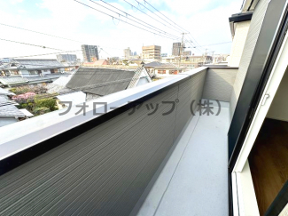 バルコニー付きです