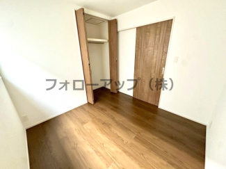 広々とした洋室です