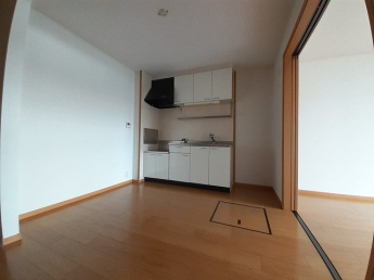 【居間・リビング】