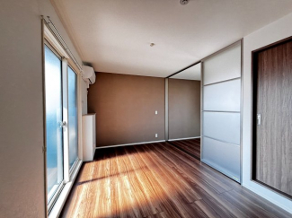 【居間・リビング】