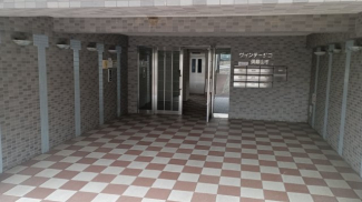 【エントランス】