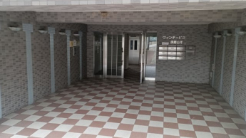 【エントランス】