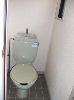 野洲市市三宅のアパートの画像