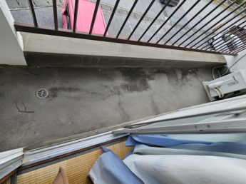 【バルコニー】