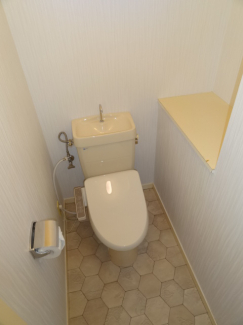 温水洗浄暖房便座付！