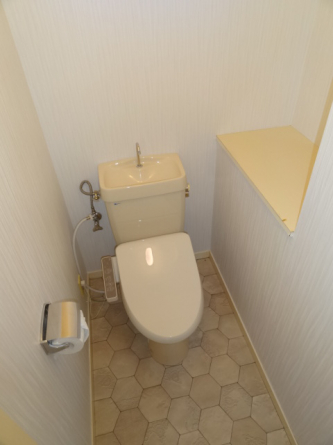 温水洗浄暖房便座付！