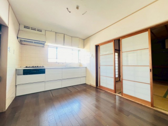 【居間・リビング】