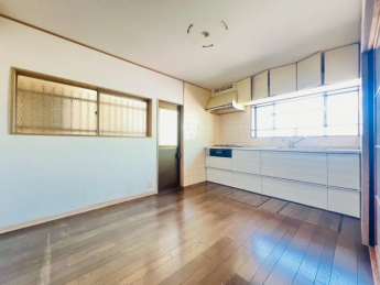 【居間・リビング】