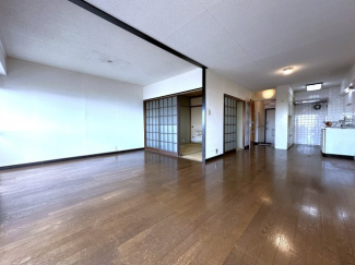 【居間・リビング】