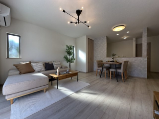 【居間・リビング】