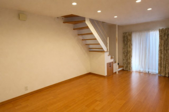 【居間・リビング】