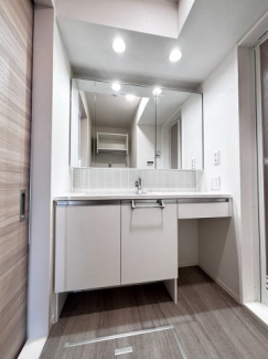 【独立洗面所】