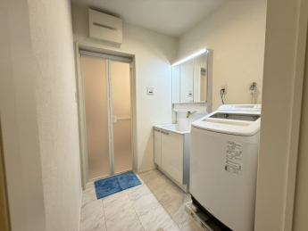 【独立洗面台】