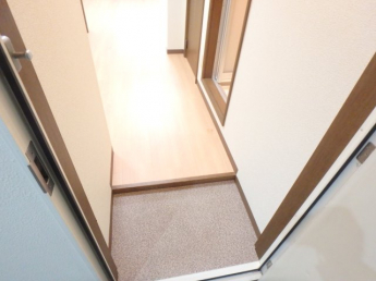 ゆったりとした玄関です