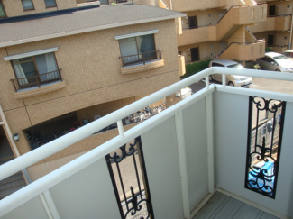 【バルコニー】