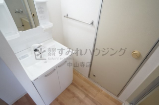 【洗面所】