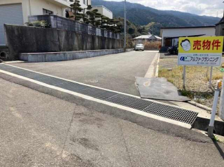 四国中央市上柏町の売地の画像